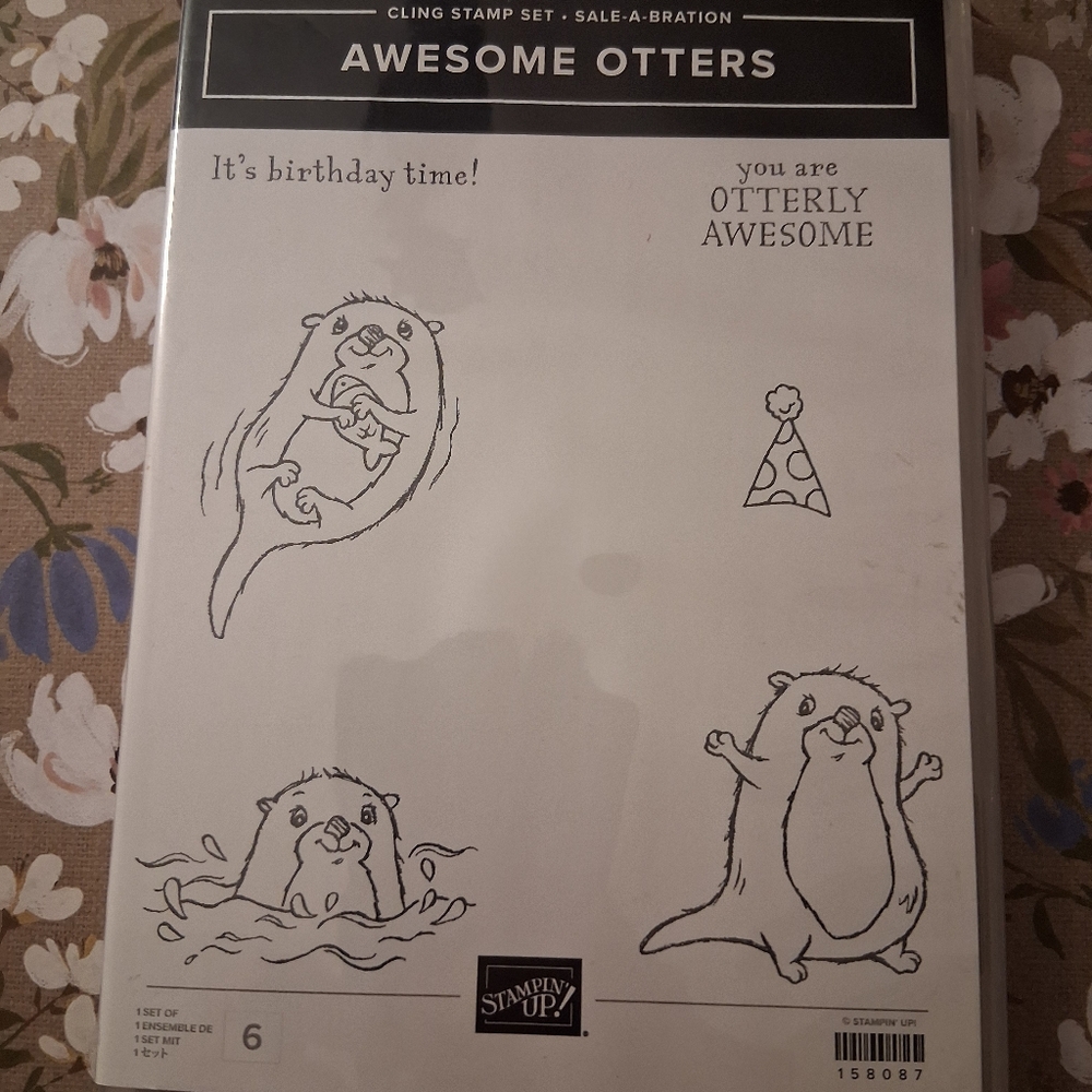 Stampin' Up! Awesome Otters Cling Stamp Set - Black and White